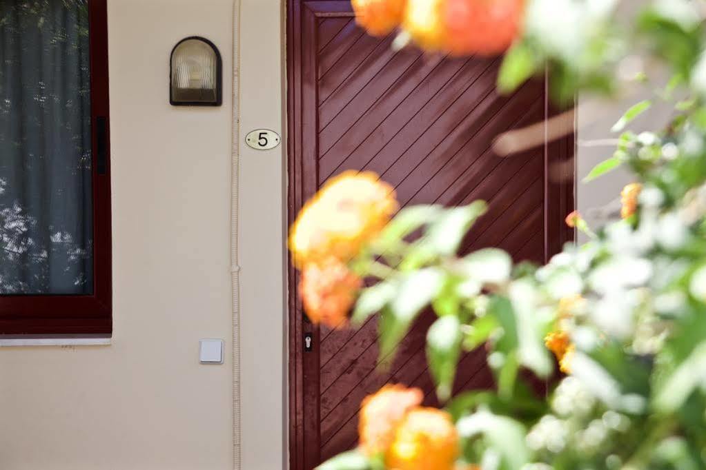 Angela Studios Pefkos Pefki Dış mekan fotoğraf